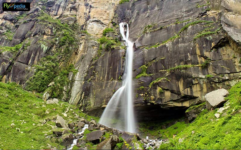 Trek to Jogini falls